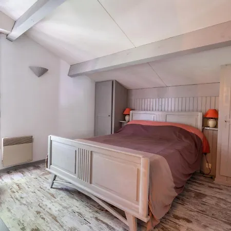 Maison T3, Jardinet Clos, Proche De Biscarrosse, 4/5 Pers, Au Calme Et Parking Inclus - Fr-1-521-33